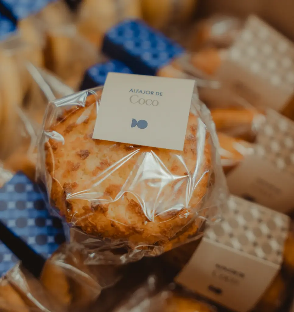 alfajor de coco 2.webp
