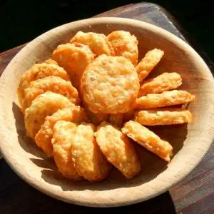 GALLETAS DE QUESO