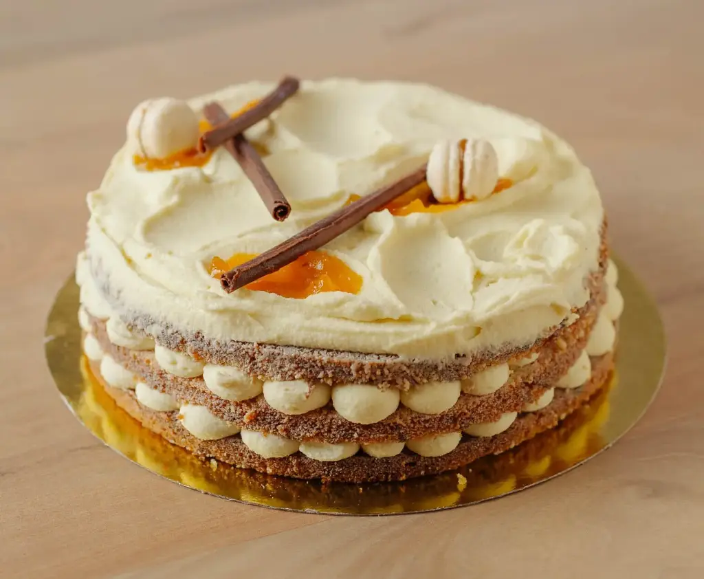 TORTA CARROT CAKE